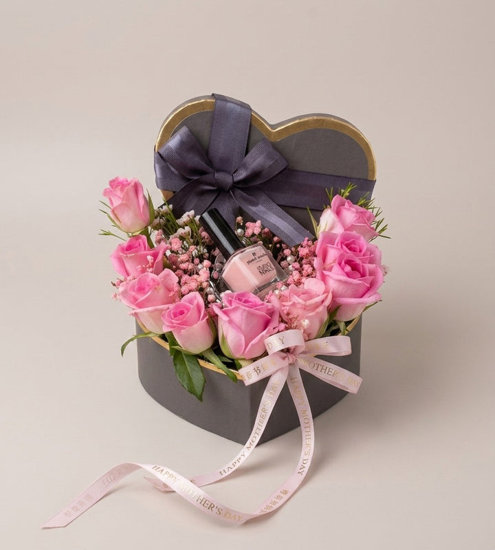 Velvet-Petal-and-Polish-Set-DodoMarket-delivery-Mauritius
