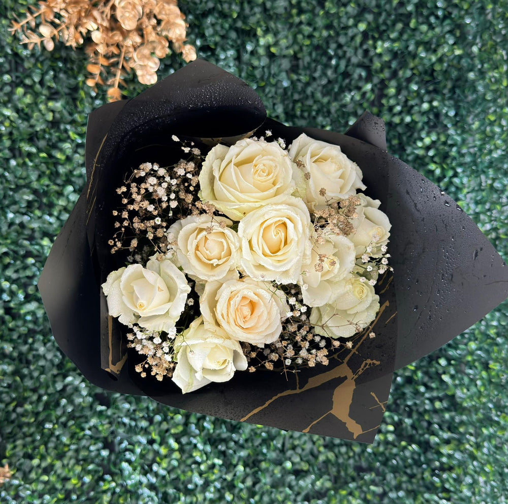 White-Grace-10-Roses-Bouquet-top-DodoMarket-delivery-Mauritius