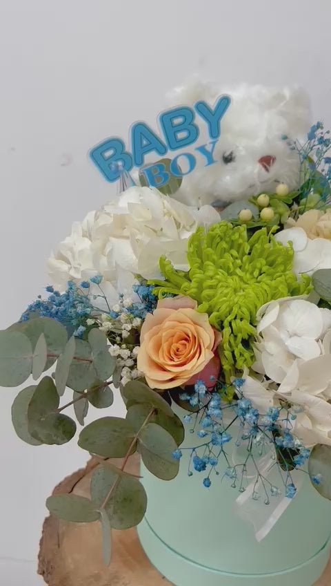 Video-Welcome-Baby-Boy-Flower-Box-blue-DodoMarket-delivery-Mauritius