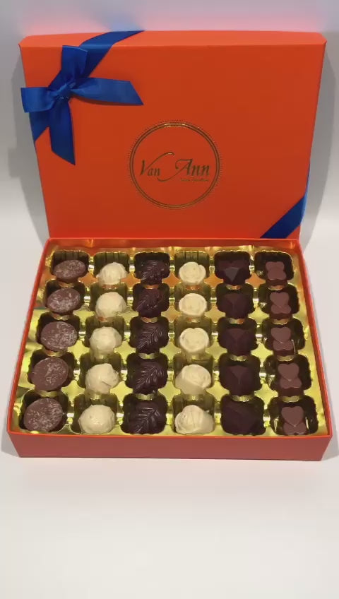 Video-Chocolates-corporate-Gift-box-Orange-DodoMarket-Delivery-Mauritius