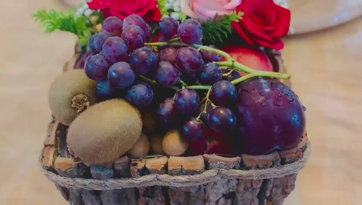 Video-Natures-Embrace-Fruits-and-Flowers-Basket-DodoMarket-delivery-Mauritius