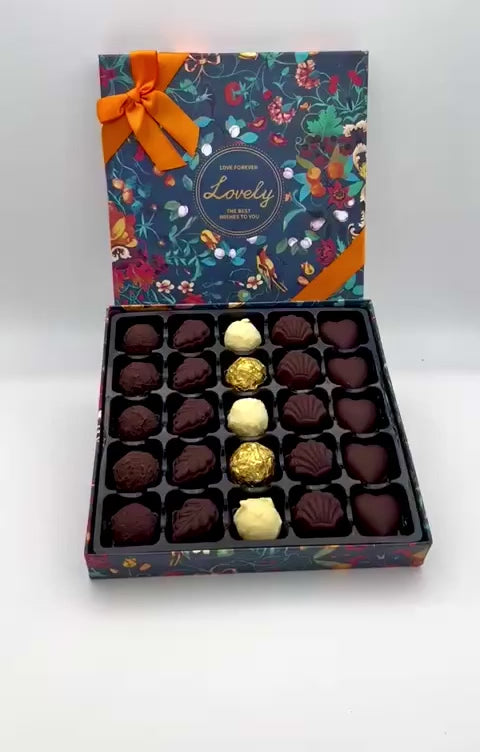 Video-Chocolates-corporate-Christmas-Gift-Happy-Holidays-DodoMarket-Delivery-Mauritius