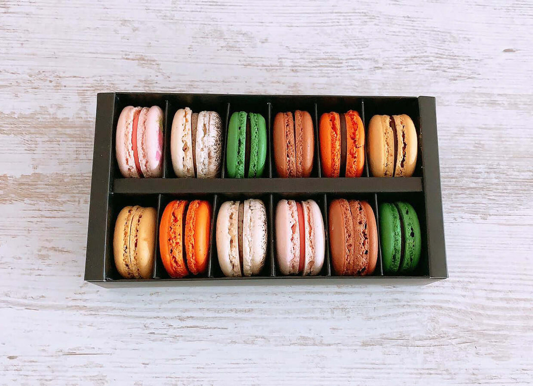 Assorted Macarons Gift Box - Discovery - DodoMarket delivery Mauritius