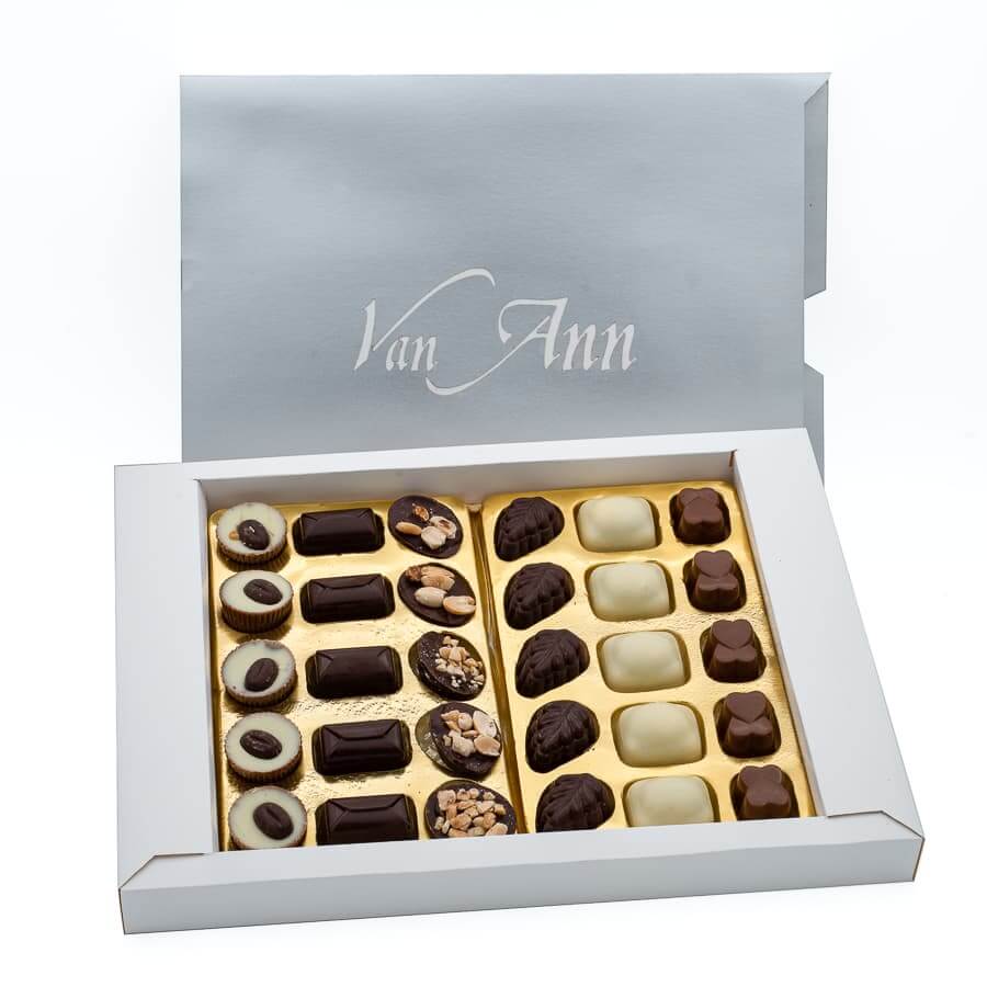 Chocolate Gift Box - Assorted Silver 30