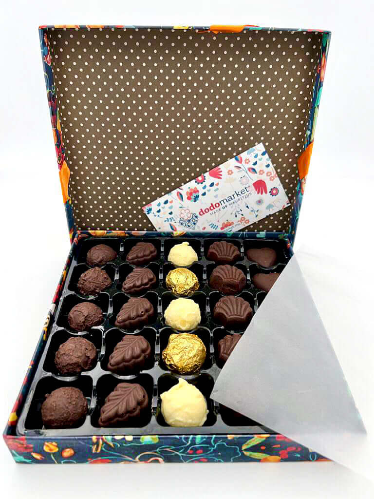 Chocolates-corporate-Christmas-Gift-Happy-Holidays-DodoMarket-Delivery-Mauritius
