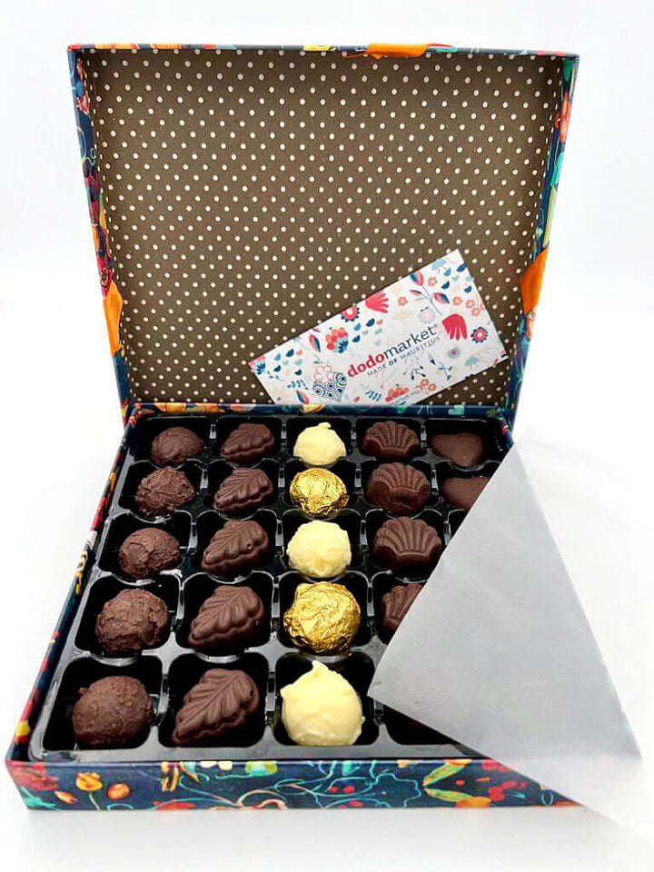 Chocolates-corporate-Christmas-Gift-Happy-Holidays-DodoMarket-Delivery-Mauritius