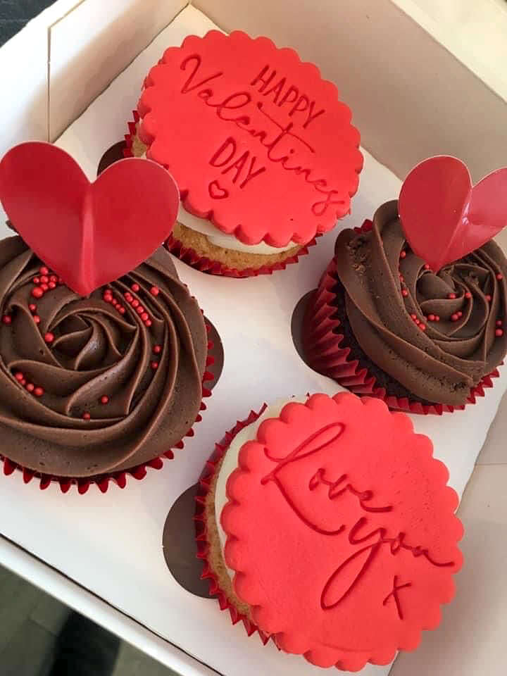 Cupcakes-Happy-Valentines-Dodomarket-delivery-Mauritius