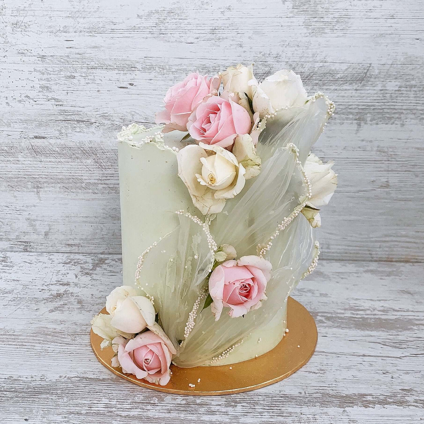 DodoMarket Mauritius -Enchantment Birthday Cake with Roses