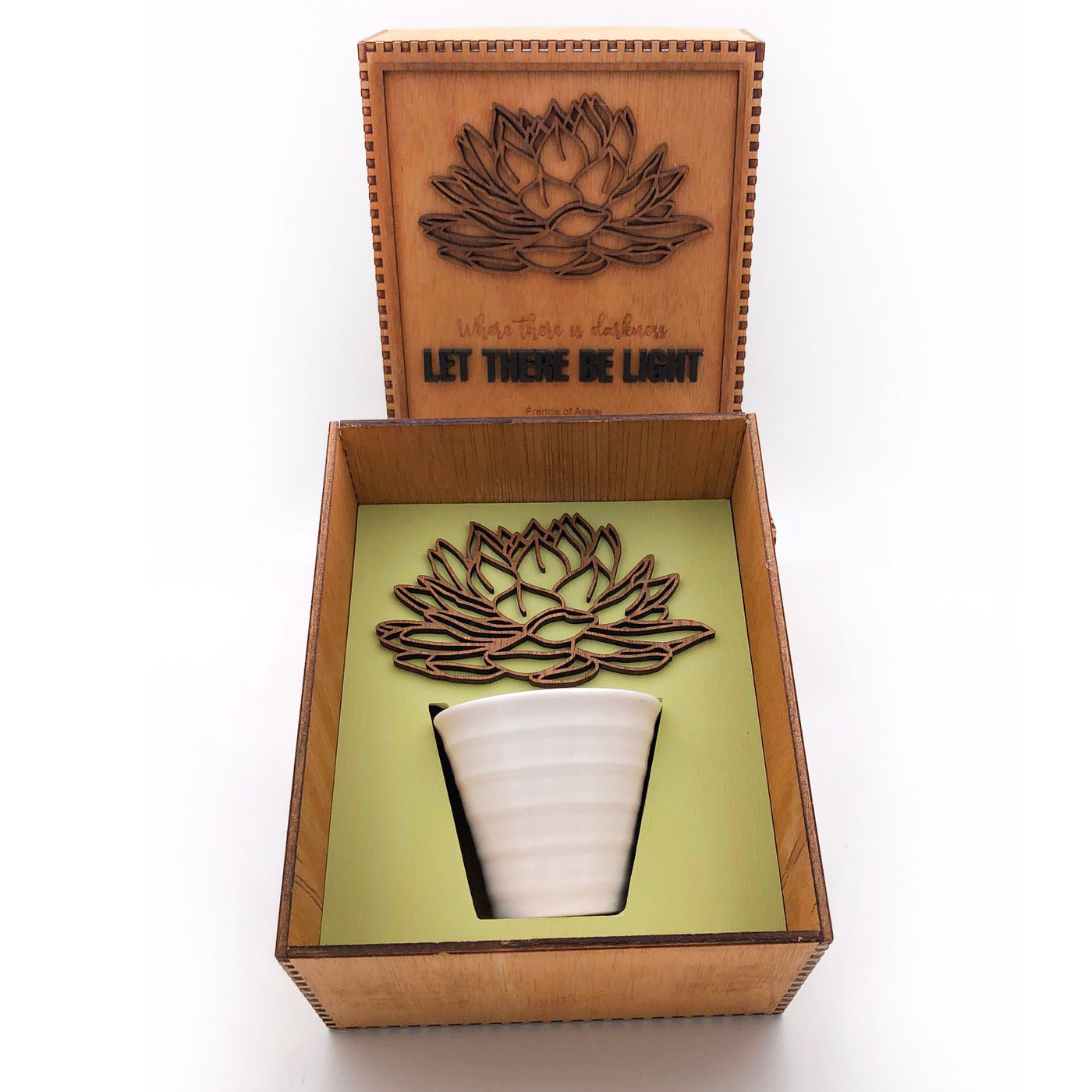 DodoMarket-Lotus-Candle-wooden-open-Gif-Box-delivery-Mauritius