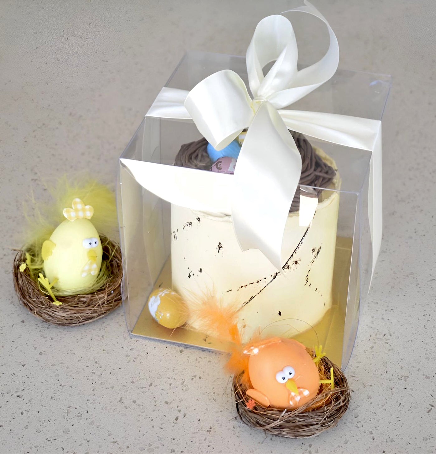 Easter-Eggs-Mini-Cake-in-box-DodoMarket-delivery-Mauritius