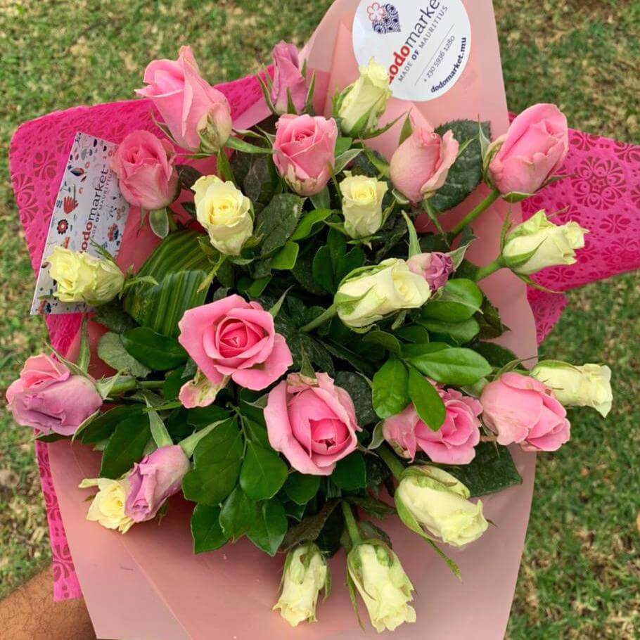 Flower Bouquet - Rose Elegance Bicolored