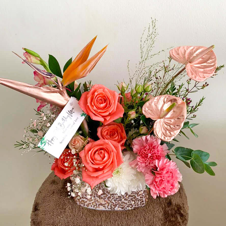 Flowers-romantic-rose-bouquet-same-day-delivery-Mauritius