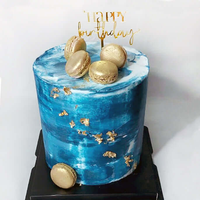 Birthday Cake with Macarons Vanilla Sky | Delivery Mauritius