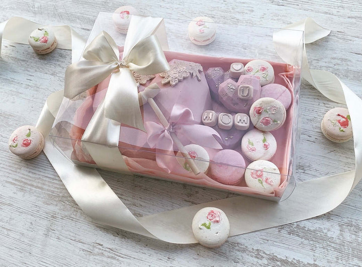Heart Smash in a Box for Mom - macaroons - red velvet hearts