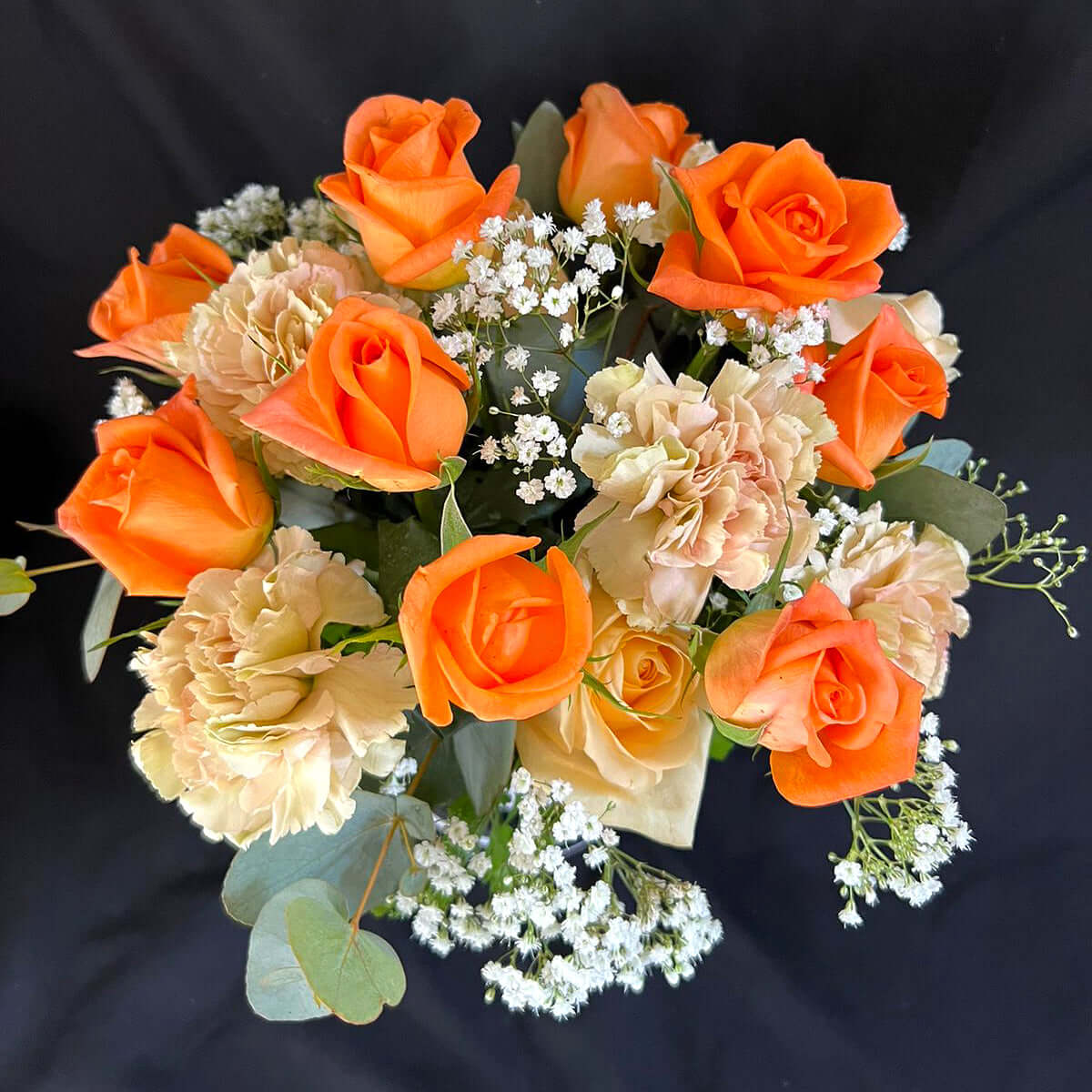 Rustic-Roses-Mix-flower-arrangement-box-Dodomarket-delivery-Mauritius