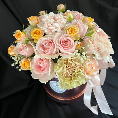 Tender-Touch-Flower-Box-pink-Medium-rose-gold-box-DodoMarket-Delivery-Mauritius