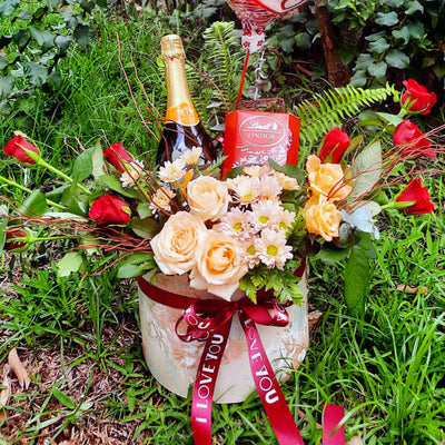 Valentines-Hamper-Box-Flowers-Chocolates-Champagne-DodoMarket-delivery-Mauritius
