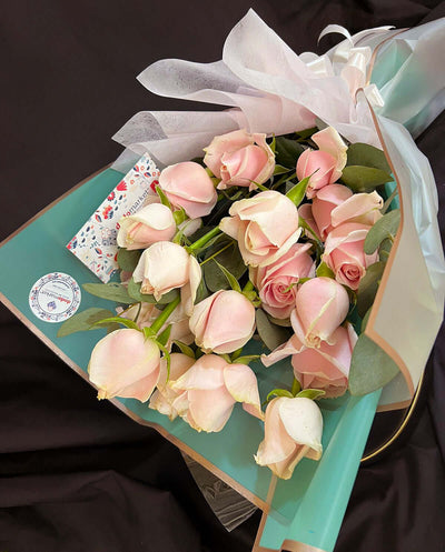 Wrapped-Blush-Roses-Flower-Bouquet-order-online-DodoMarket-delivery-Mauritius